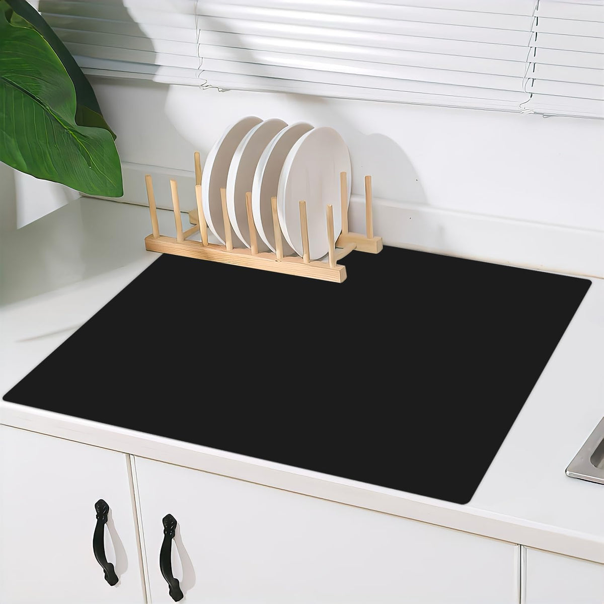 2MM Super Thick Large Silicone Mats, 23.6"x23.6" Silicone Mats for Kitchen Counter, Non-slip Heat Resistant Mat, Waterproof Countertop Protector Mat (Black)