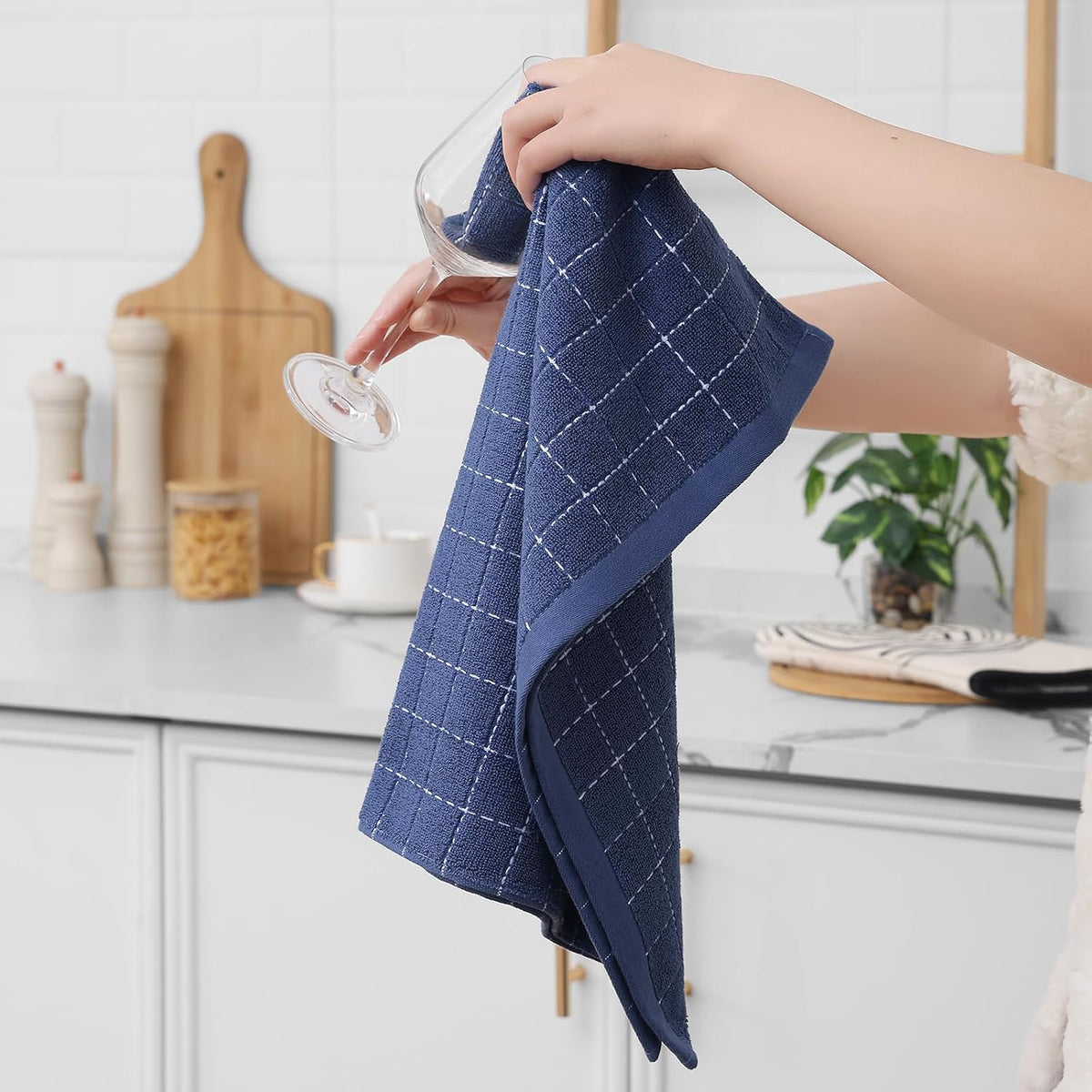 Homaxy 100% Cotton Terry Kitchen Towels(Navy Blue, 20 x 28 inches), Checkered Designed, Soft and Super Absorbent Dish Towels, Large 4 Pack