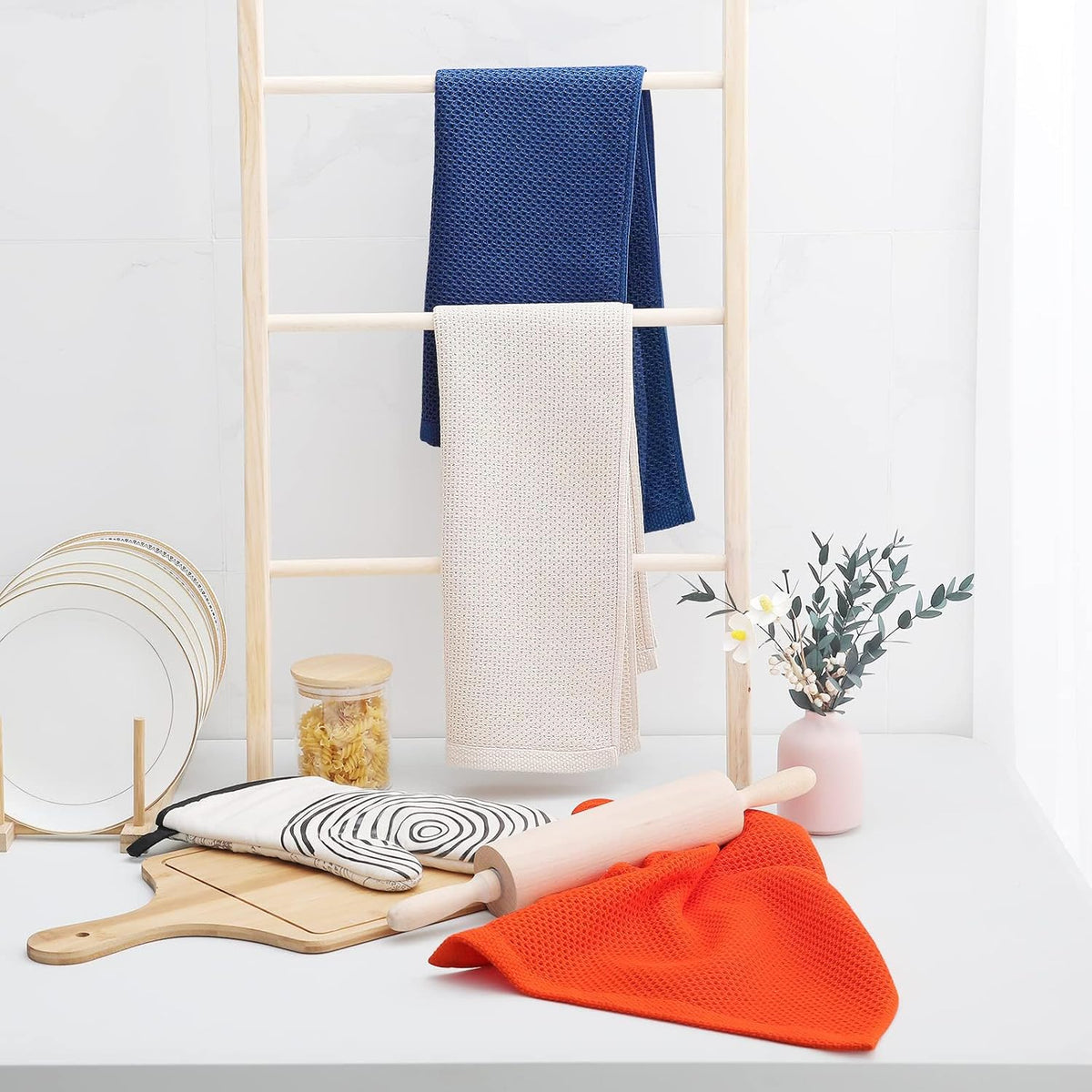 Homaxy 100% Cotton Waffle Weave Kitchen Dish Towels, Ultra Soft Absorbent Quick Drying Cleaning Towel, 13 x 28 Inches, 4-Pack, Navy Blue