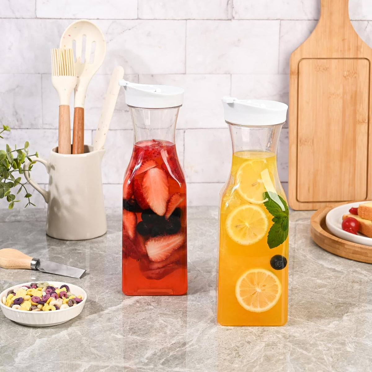 Set of 8 Plastic Carafe with Lid, 1 Liter Carafes for Mimosa Bar，Large Square Base Juice Containers, Water Bottle, Milk Container, Clear Beverage Containers for Fridge