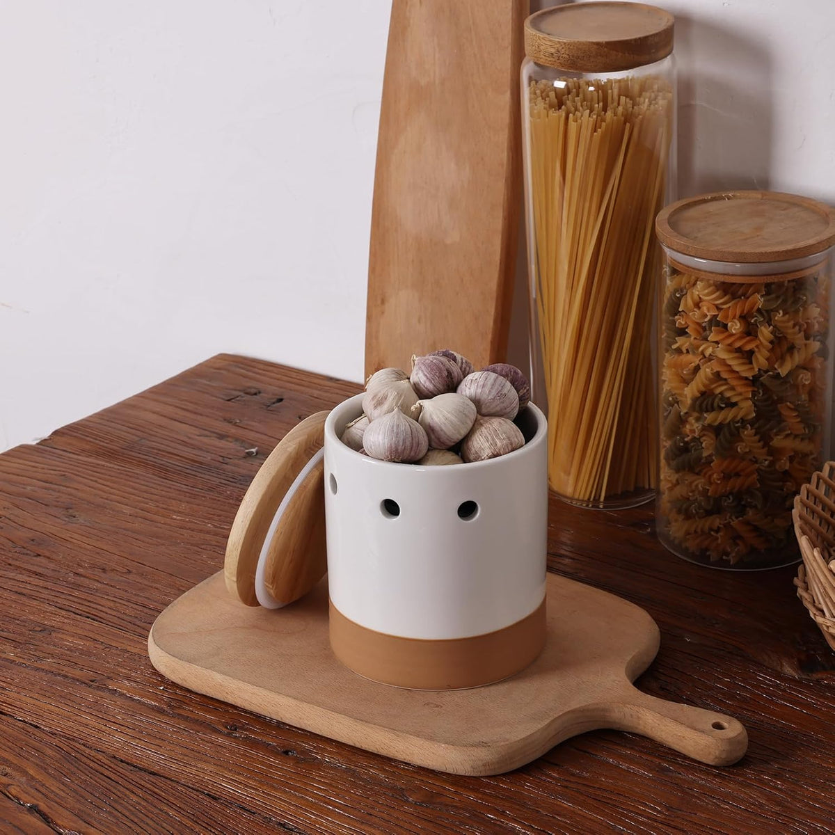 LEETOYI Garlic Keeper with Wooden Lid, Ceramic Garlic Holder Storage Container for Countertop, Saver to Keep Garlic Cloves Fresh Longer