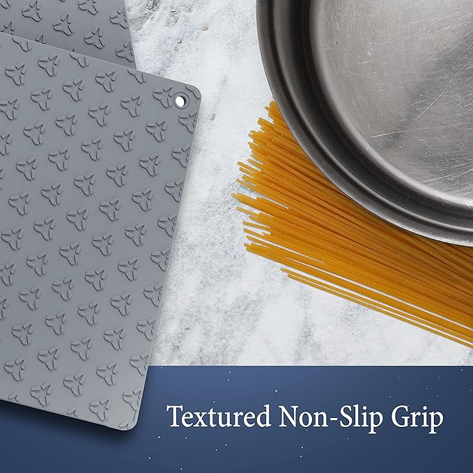 Cosy House Collection 4-Piece Oven Mitt & Pot Holder Set - 500°F Heat Resistant Trivet Cooking Gloves - Flexible, Durable & Comfortable Long-Lasting Silicone - Cooking, Baking & Grilling (Grey)
