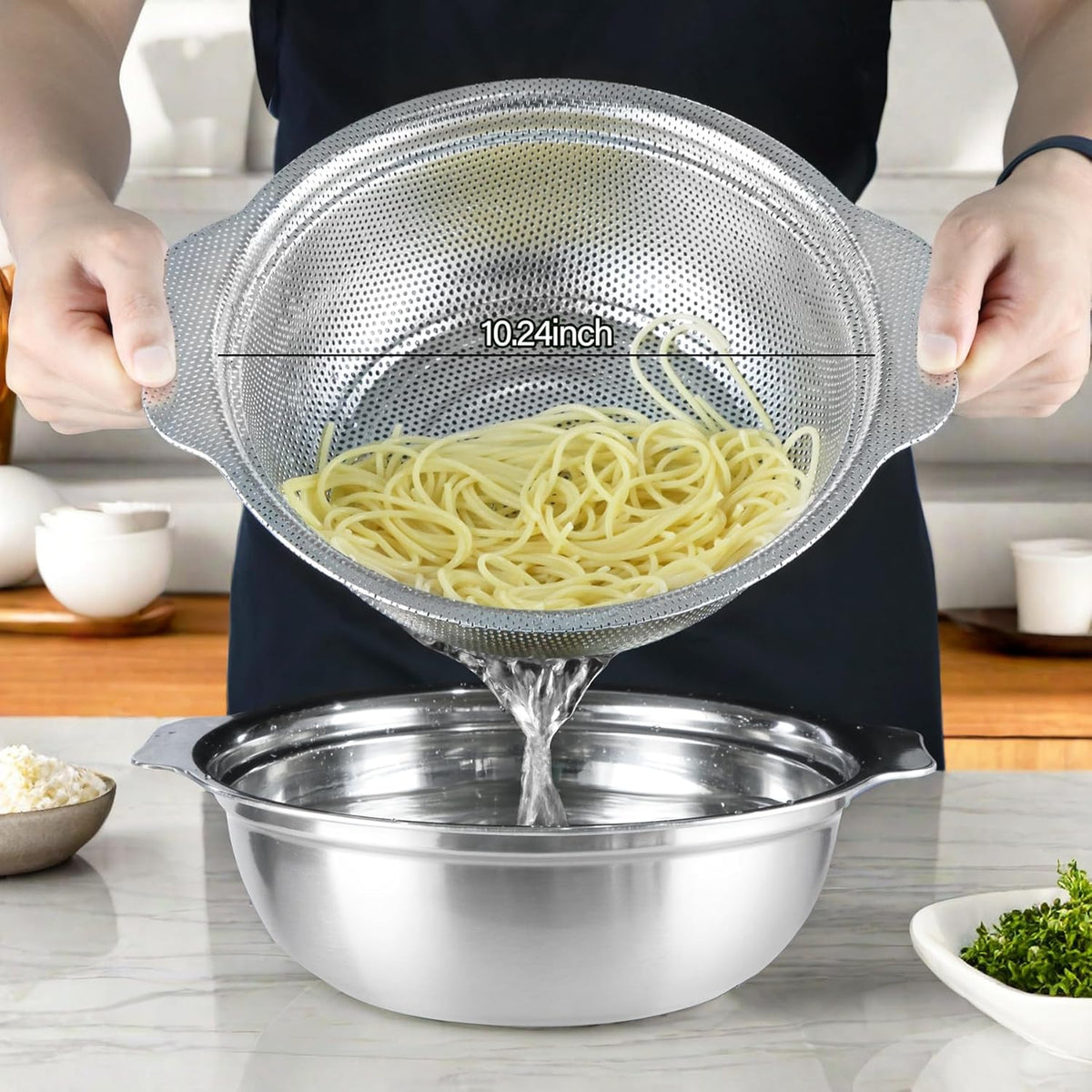 Stainless Steel Colander, 4.5QT Large Capacity with Mixing Bowl, Rice Washing Bowl with Strainer for Washing Vegetables, Fruit, Spaghetti, Pasta Strainer, Dishwasher Safe(2PC)