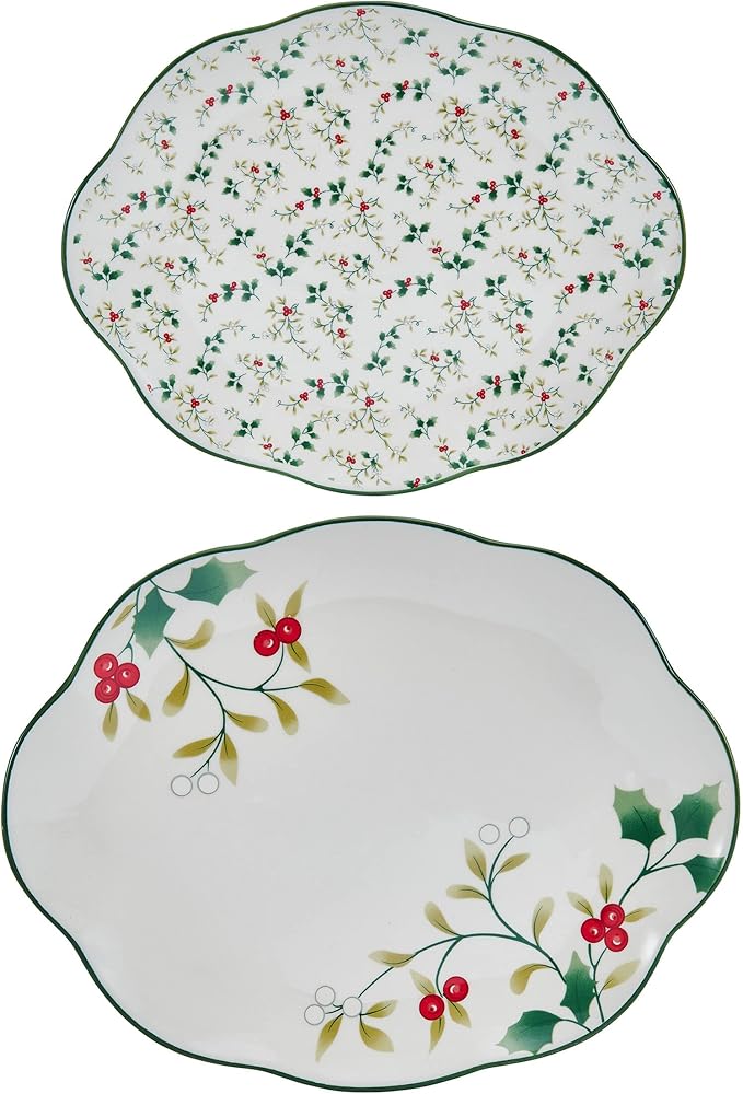 Pfaltzgraff Winterberry Holiday Set of 2 Serving Plates, 10 Inch and 12 Inch, Multicolored