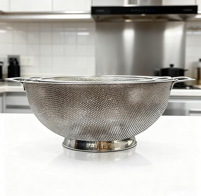 Stainless Steel Colander and Strainer Set(5-Quart and 3-Quart)， Strainer for Kitchen Food, Dishwasher Safe