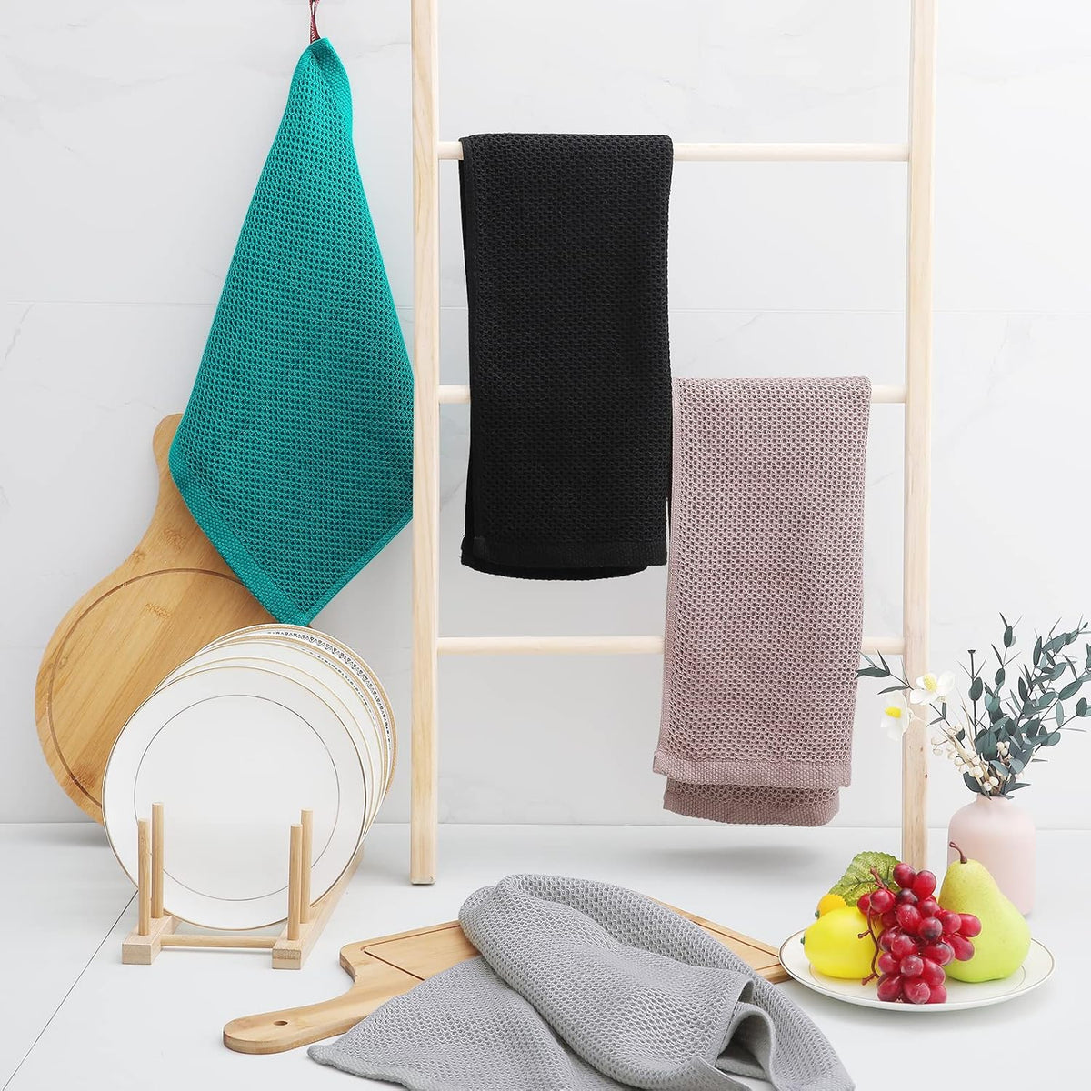 Homaxy 100% Cotton Waffle Weave Kitchen Dish Towels, Ultra Soft Absorbent Quick Drying Cleaning Towel, 13 x 28 Inches, 4-Pack, Black