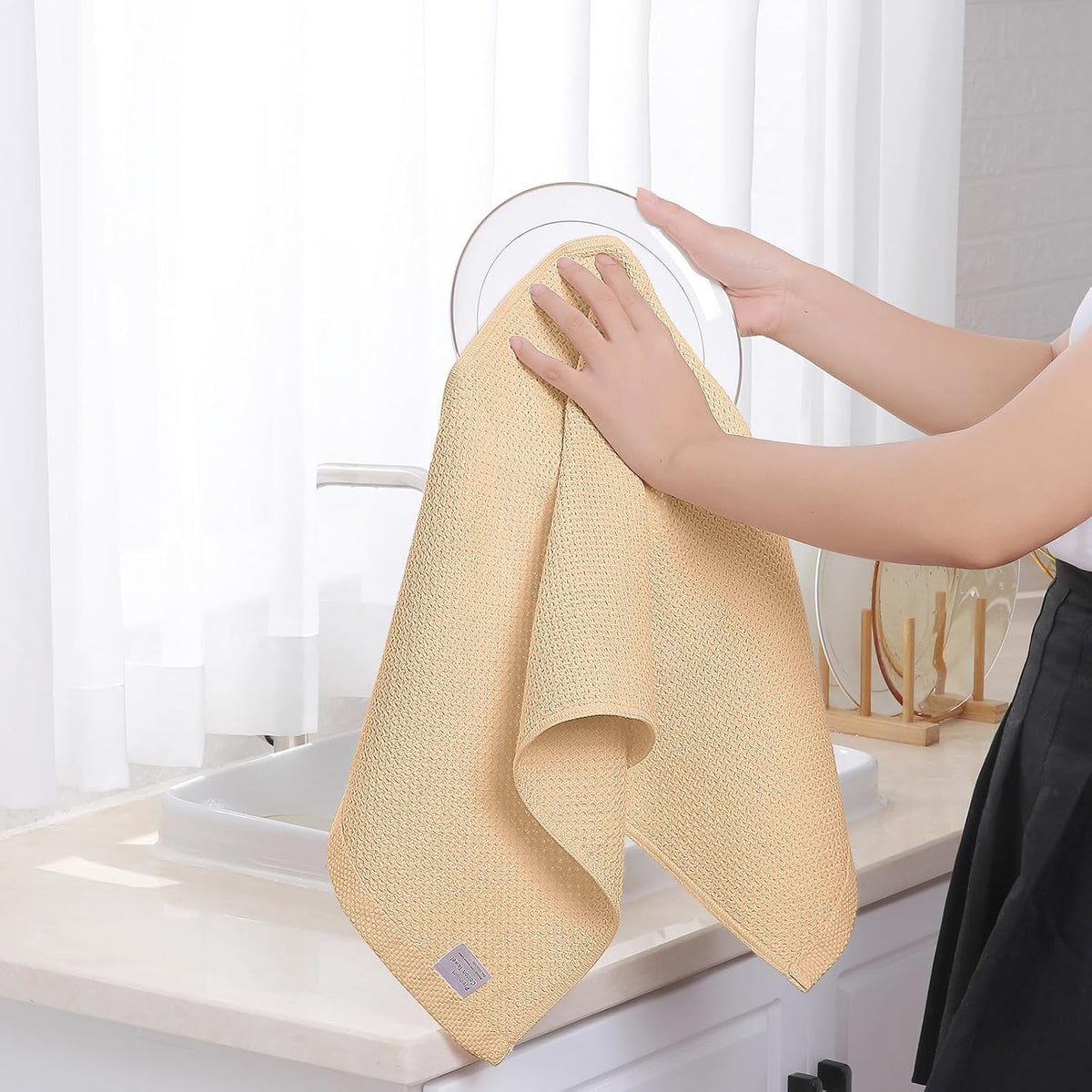 Homaxy 100% Cotton Waffle Weave Kitchen Dish Towels, Ultra Soft Absorbent Quick Drying Cleaning Towel, 13 x 28 Inches, 8-Pack, Apricot