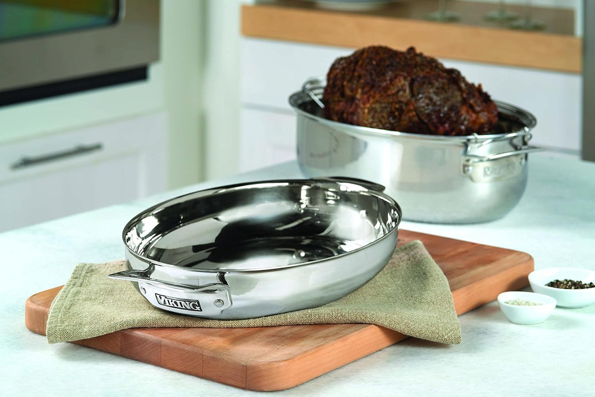 Viking 3-Ply Oval Roasting Pan, 8.5 Quart, Stainless Steel Kitchen Cookware with Metal Induction Lid and Rack, Great for Turkey, Dishwasher and Oven Safe, Silver