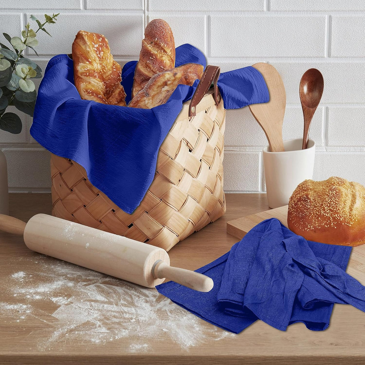 RUVANTI Flour Sack Towels 6 Pack 28x28 Inch, 100% Cotton Tea Towel, Reusable, Machine Washable, Absorbent BarTowels - Dish Cloth Perfect for Drying Dishes & Cleaning - Navy