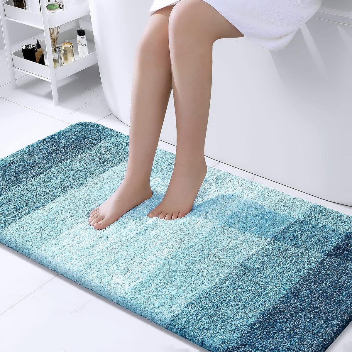 OLANLY Bathroom Runner Rugs 44x24, Extra Soft Absorbent Microfiber Bath Rugs, Rubber Backing, Quick Dry, Washable Bath Mats for Bathroom Floor, Tub and Shower, Home Decor Accessories, Peacock Blue